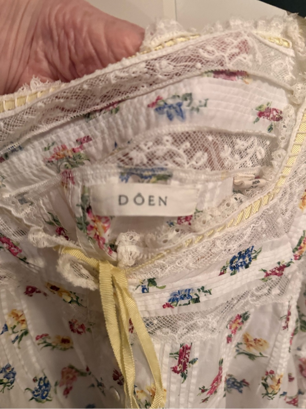 DOEN RARE FLORAL LACE BLOUSE SZ.M FLAWED - Picture 4 of 11